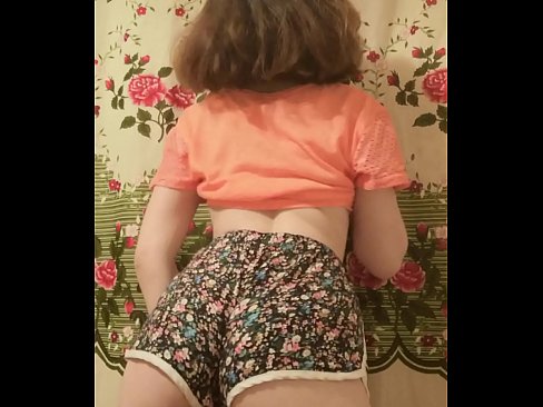 ❤️ Seksi enom bayek stripping mati dheweke kathok cendhak ing kamera ❤️❌ Saru kualitas ing jv.porngifer.ru